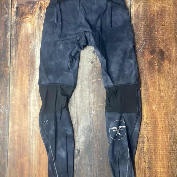 Men's Lululemon Black marbled Athletic Pants. Medium. - Picture 2 of 6